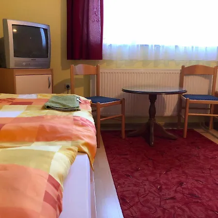 Olimpija Bed & Breakfast *